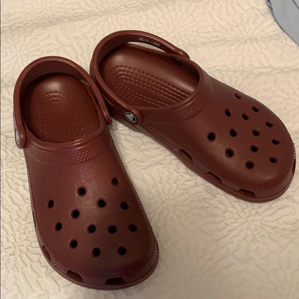 BRAND NEW CROCS! Size 7 in Men’s - Size 9 in woman